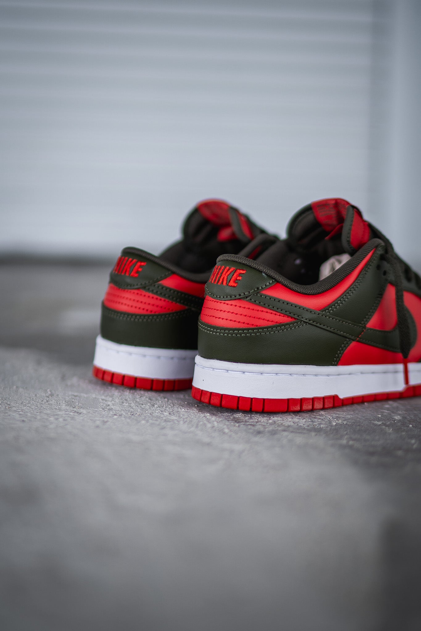 Mens Nike Dunk Low Retro (Mystic Red/Cargo Khaki)