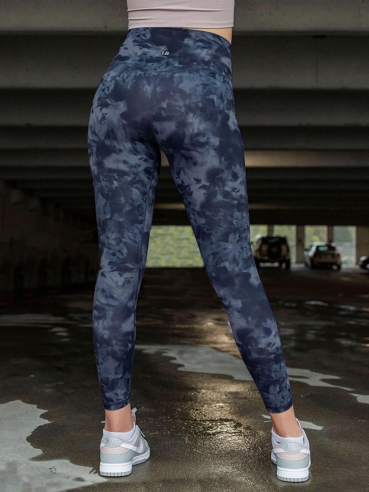 The Melle Black Tie Dye Legging